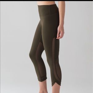 Excellent used condition.. revitalize crop 21*